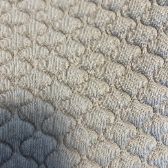 Club Monaco Quilted cropped Jacket size small - Picture 6 of 7